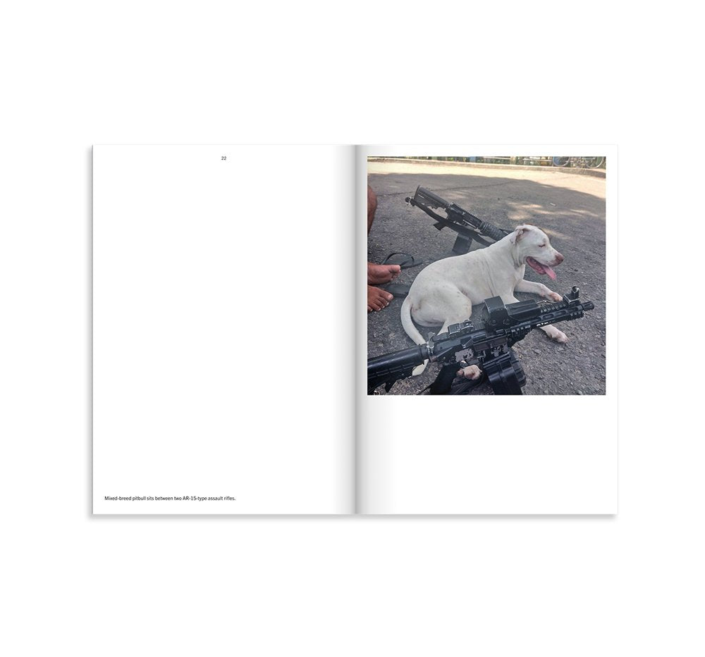 favela narco pets 3 洋書 写真集 ドキュメンタリー FAVELA NARCO PETS 3 – 550BC